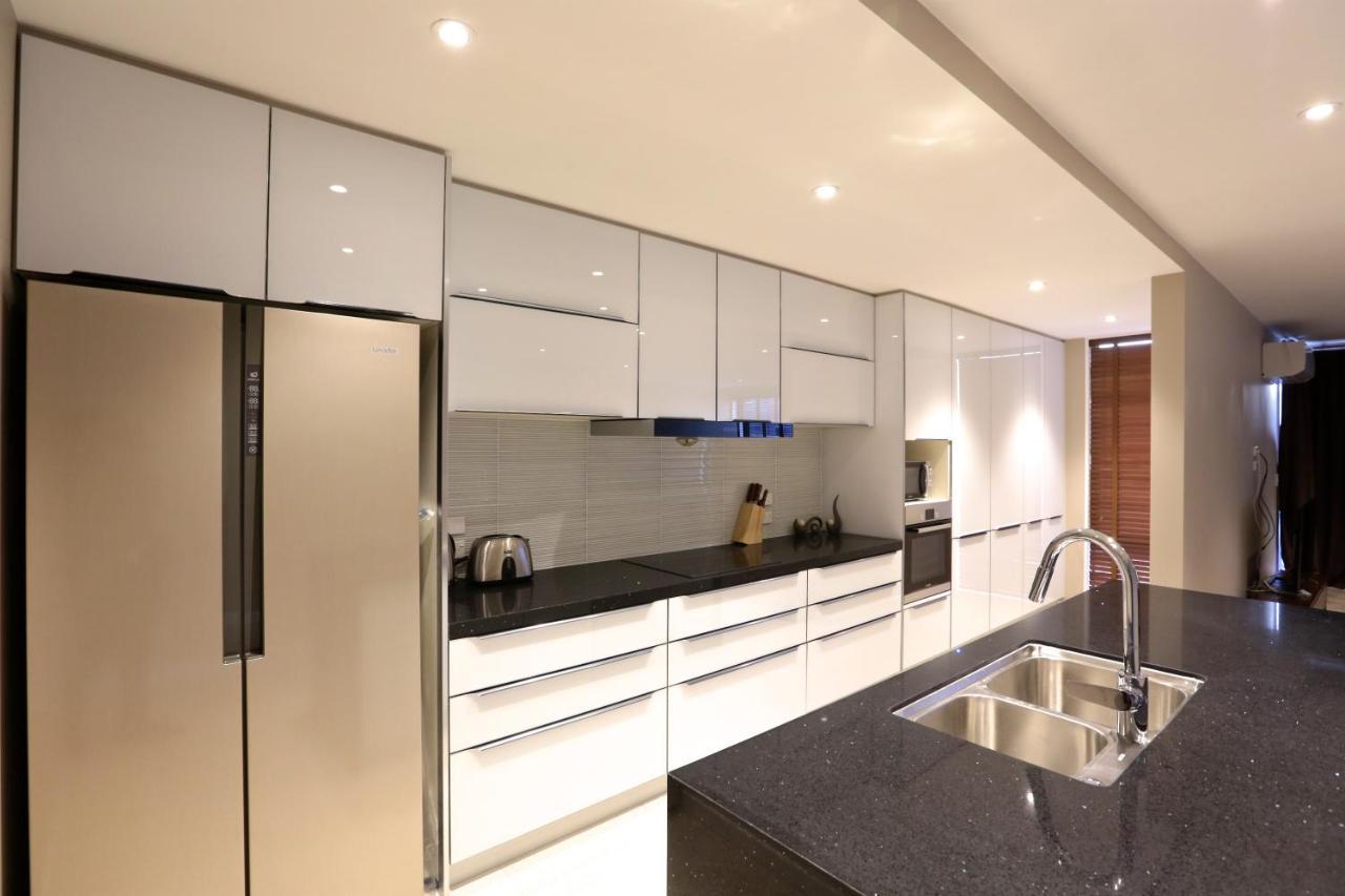 Golden Sun Apartment -Two Bedrooms, Three Bedrooms Christchurch Ngoại thất bức ảnh
