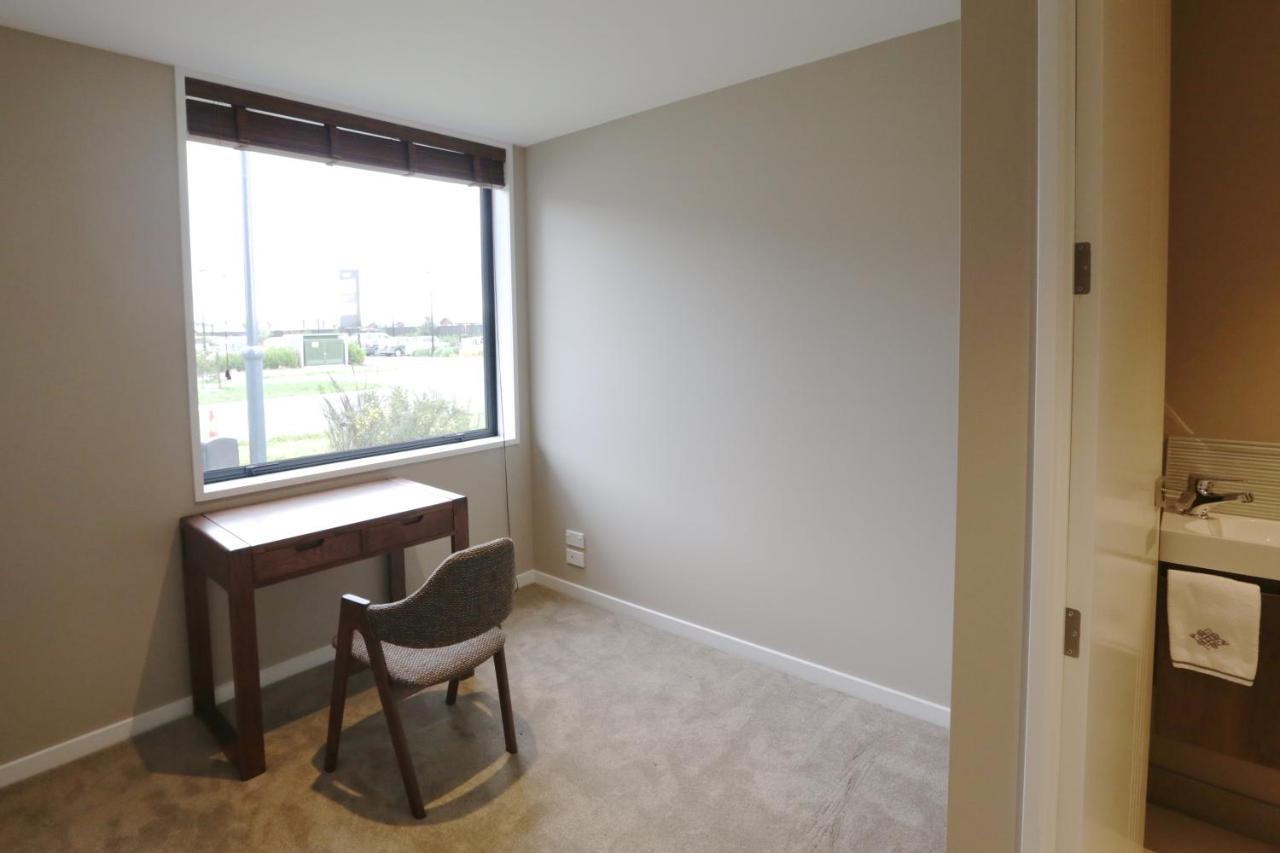 Golden Sun Apartment -Two Bedrooms, Three Bedrooms Christchurch Ngoại thất bức ảnh